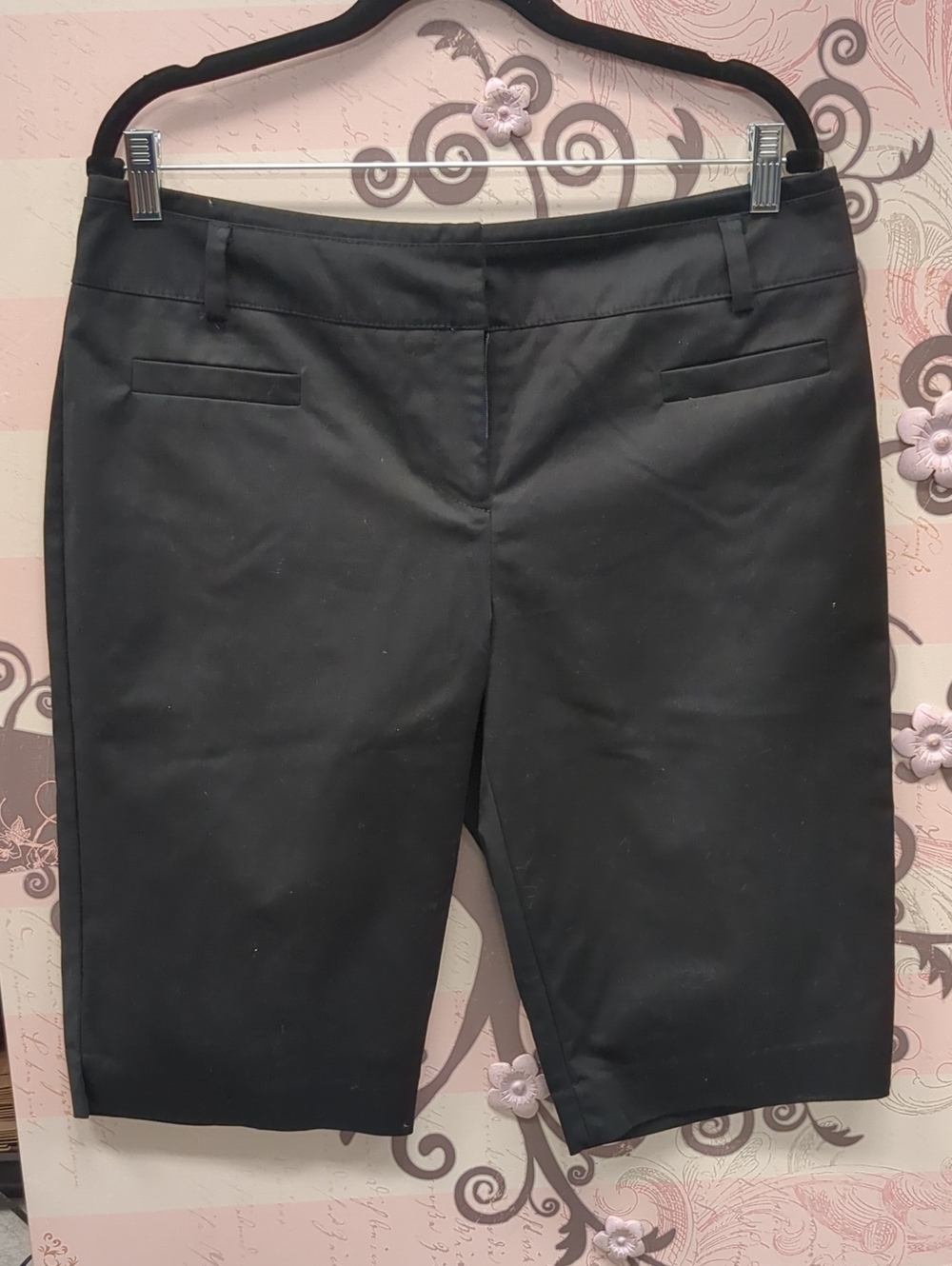Apt. 9 Black Tailored Bermuda Shorts